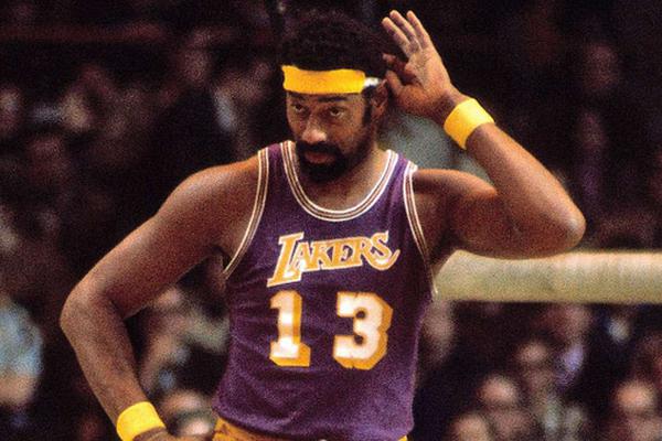 火药味，施罗德赛后“试图”击打湖人队东契奇的报道引发热议