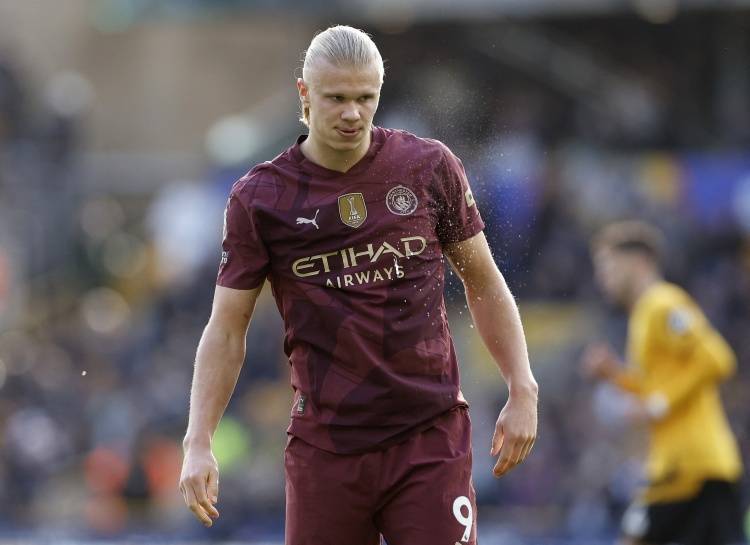 曾凡博续约回归首钢大家庭