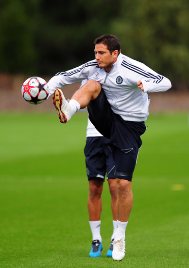 拜仁17岁太子想去皇马！体育总监回应：他已内部道歉