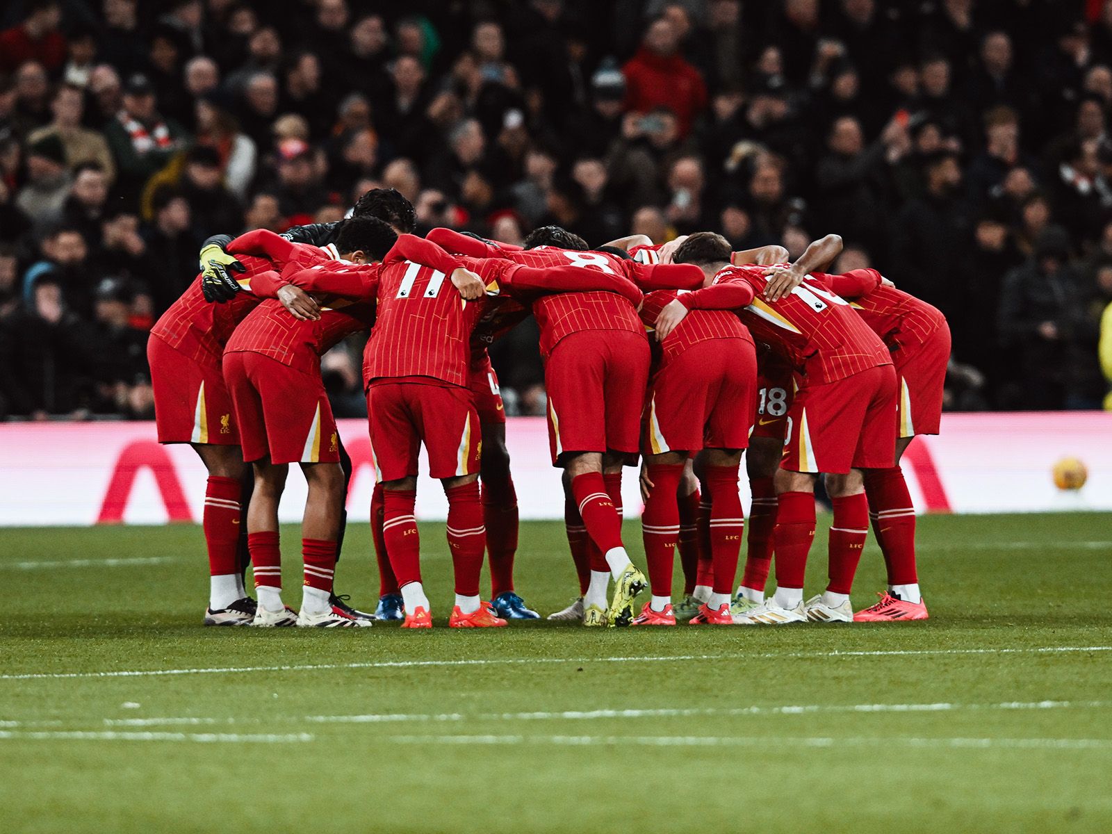 湖人如火箭般惨淡三分命中率，国王压制全场，东契奇难撑局面