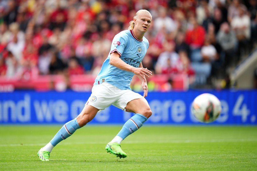 电竞跨界合作新品发布会举行